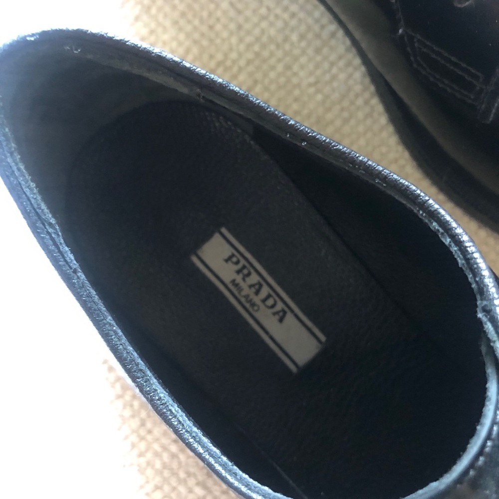 Prada Black Leather Women's Oxfords - Picture 5 of 10